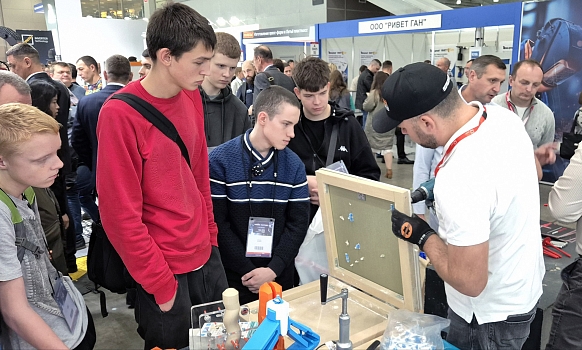 Завод ЕВРОПАРТНЕР на выставке FASTENEX 2025